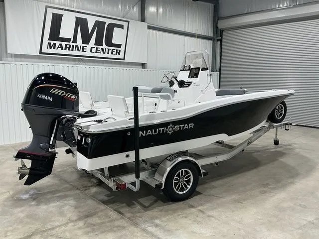 Slide: The Image of NauticStar 191 Hybrid 2026 - 19