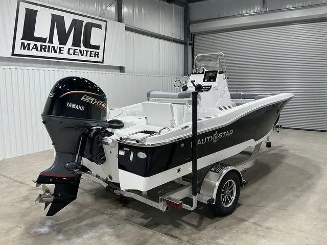 Slide: The Image of NauticStar 191 Hybrid 2026 - 7
