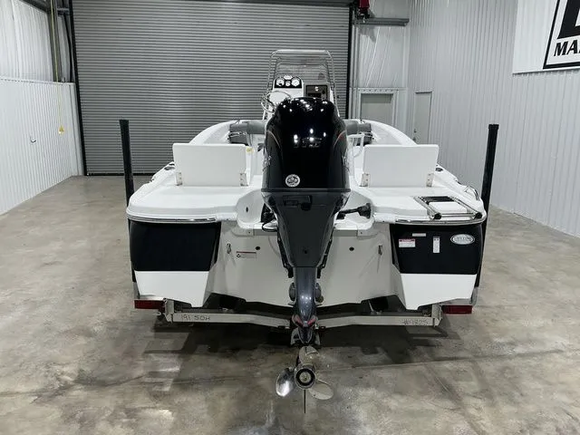 Slide: The Image of NauticStar 191 Hybrid 2026 - 6