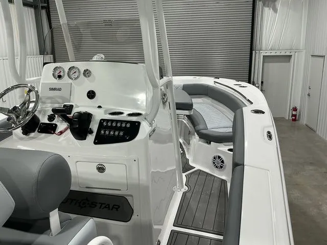 Slide: The Image of NauticStar 222 Offshore 2026 - 28