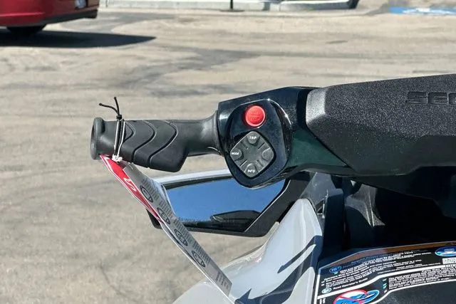 Slide: The Image of Handlebar of a 2026 Sea-Doo PWC GTI 130 WH IBR. - 14