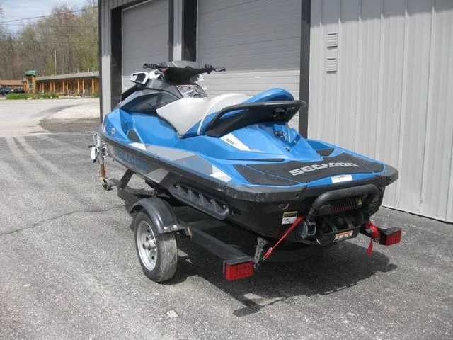 Slide: The Image of Sea-Doo GTI SE 130, BLUE 2019 - 4