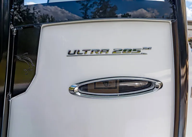 Slide: The Image of Sea Hunt Ultra 285 SE 2026 - 25