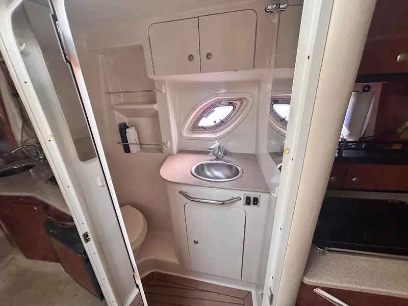 Slide: The Image of Interior of Sea Ray Sundancer 310 yacht, bathroom view, year 2007. - 25