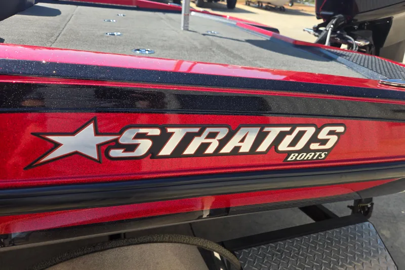 Slide: The Image of Red Stratos 189 VLO boat, 2012 model, featuring bold logo and sleek design. - 18