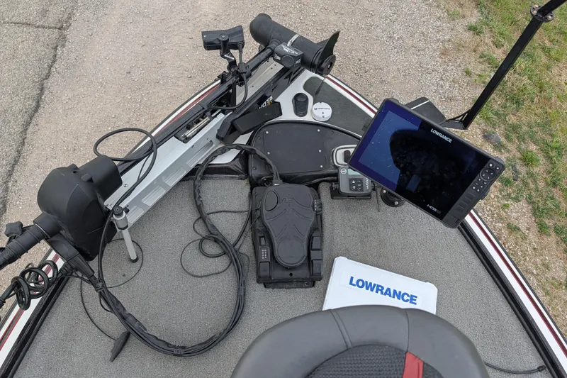 Slide: The Image of Fishing boat deck with Lowrance electronics and trolling motor, Nitro Z-8, 2011 model. - 49