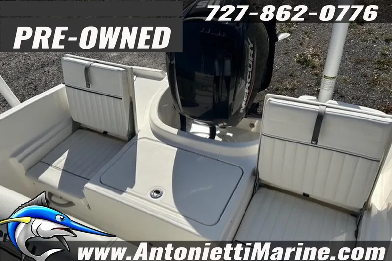 Slide: The Image of Pre-owned 2022 Bayliner Trophy T18Bay boat with Mercury engine, available at Antonietti Marine. - 17