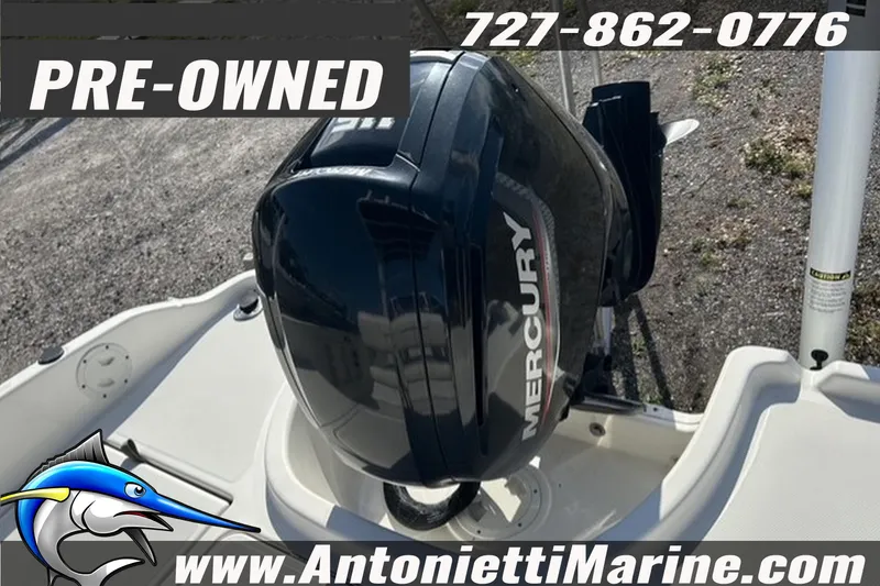 Slide: The Image of Pre-owned 2022 Bayliner Trophy T18Bay with Mercury engine, available at Antonietti Marine. - 7