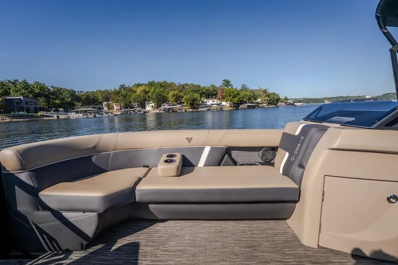 Slide: The Image of Luxurious seating on 2026 Viaggio Z24S boat, with scenic lake view in background. - 25