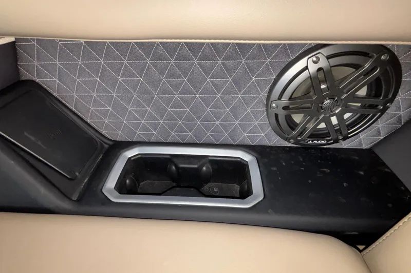 Slide: The Image of Interior of 2026 Viaggio Z24U featuring speaker and geometric-patterned panel. - 45