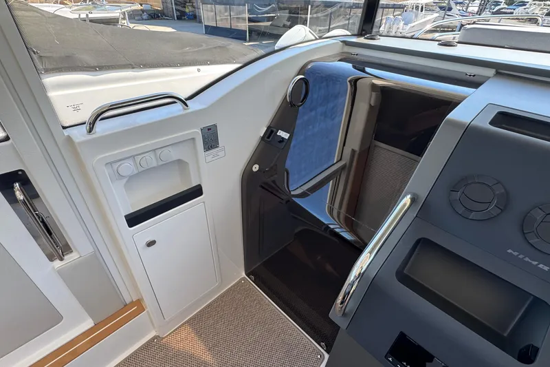 Slide: The Image of Interior of Nimbus Commuter 11 boat, model year 2025. - 29