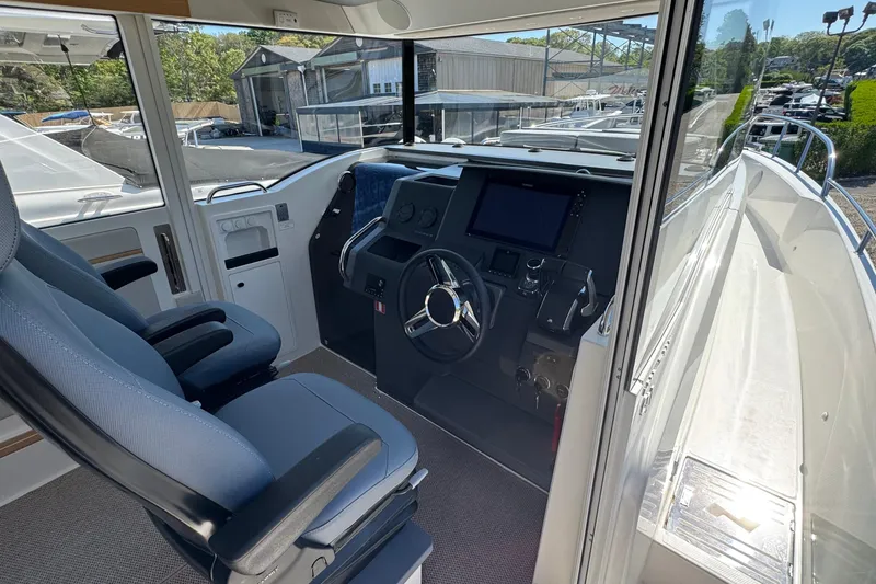 Slide: The Image of Interior of Nimbus Commuter 11 boat, model year 2025. - 42