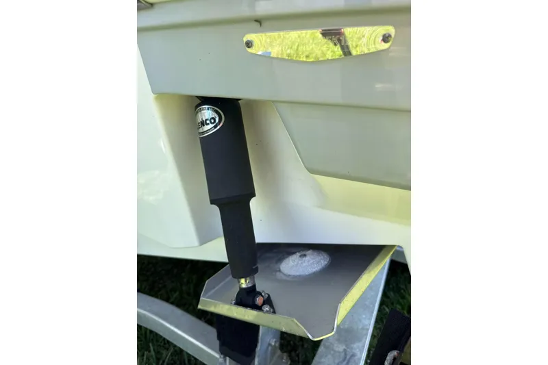 Slide: The Image of 2022 Blackfin 252 CC boat trim tab and actuator detail. - 39