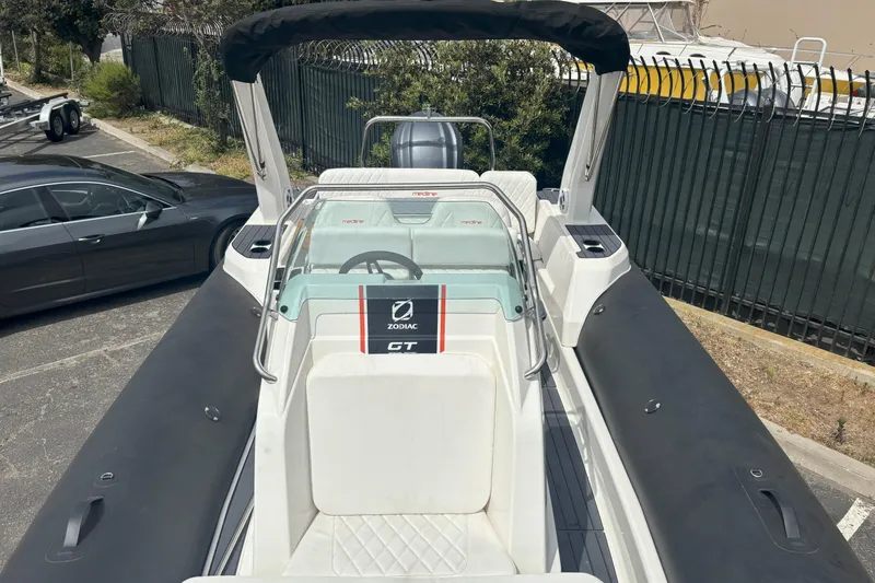 Slide: The Image of 2026 Zodiac Medline 7.5 GT boat with sleek design and modern features. - 11