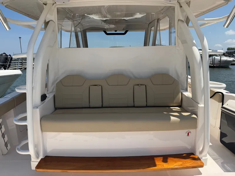 Slide: The Image of Pursuit S 408 Sport 2017 - 4