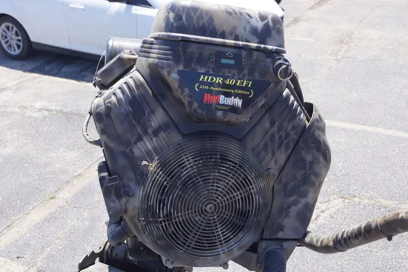 Slide: The Image of Outdoor motor engine, HDR 40 EFI, 25th Anniversary Edition, Excel 1751 F4, 2021 model. - 7