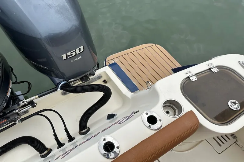Slide: The Image of Scout 255 LXF 2017 - 17