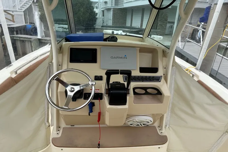Slide: The Image of Scout 255 LXF 2017 - 30