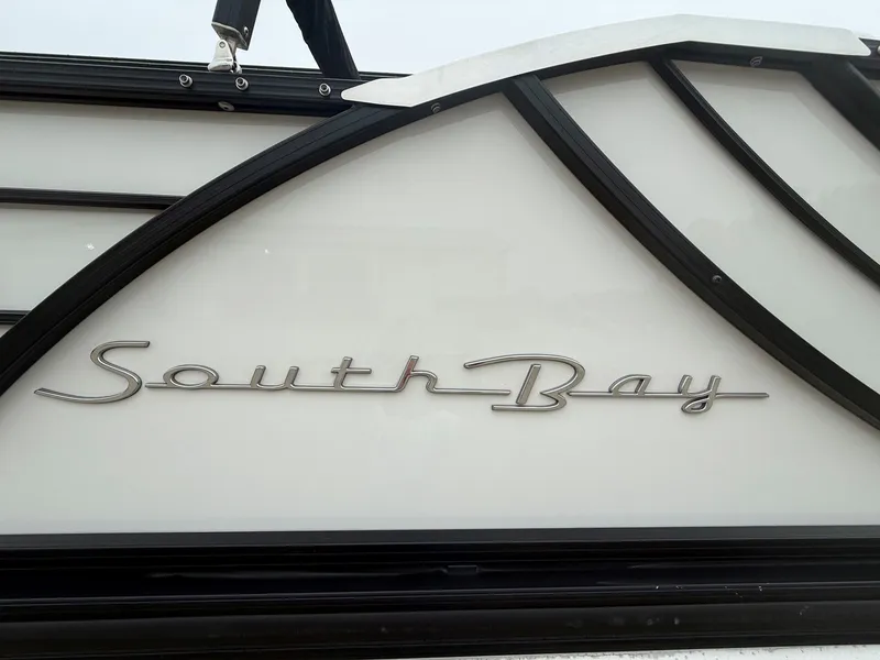Slide: The Image of Close-up of South Bay 500 Series logo, 2017 model. - 25