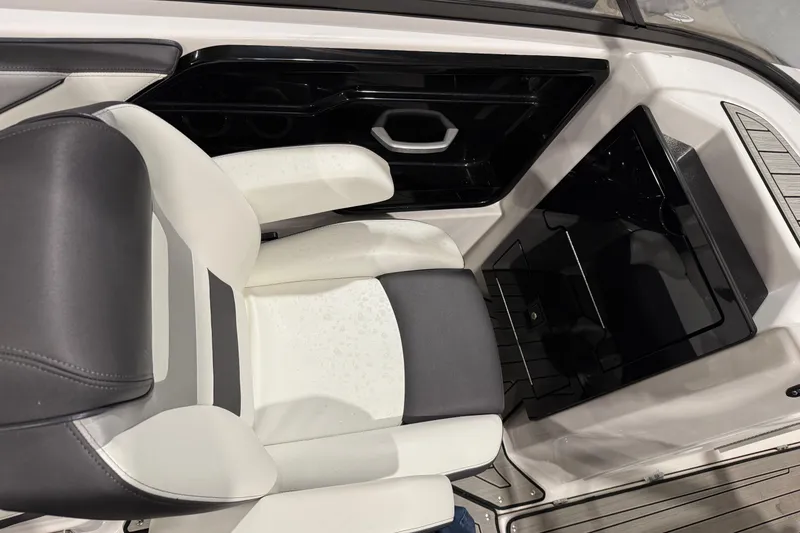 Slide: The Image of 2021 Yamaha Boats 212S interior with sleek seating and modern design. - 4