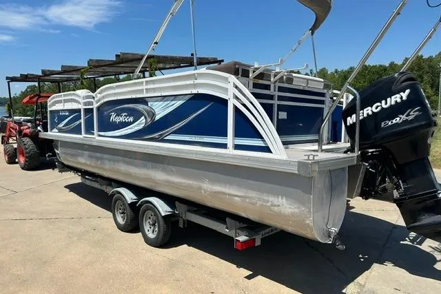 Slide: The Image of 2013 JC 23 Neptoon TT pontoon boat with Mercury engine on trailer. - 4
