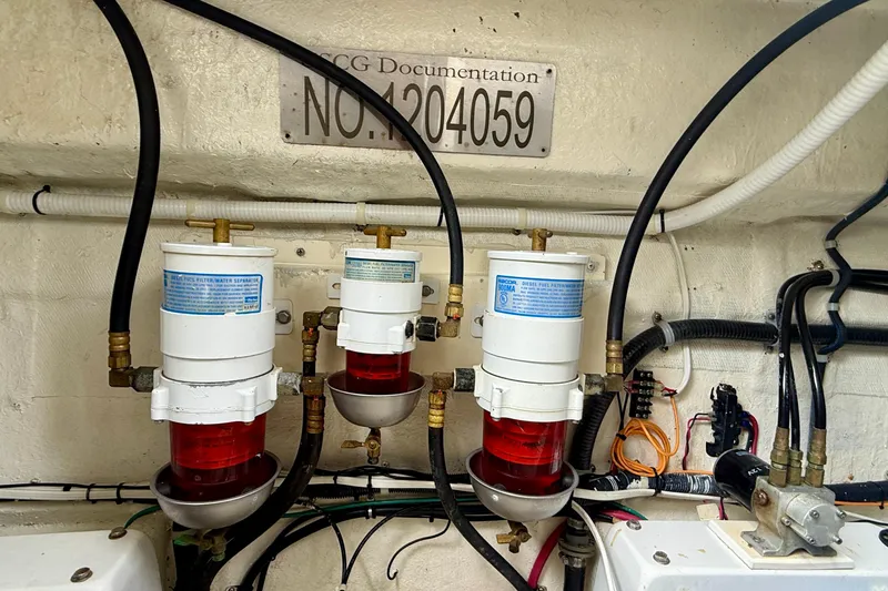 Slide: The Image of Engine room of 2007 Navigator 44 Classic with fuel filter system and wiring. - 43