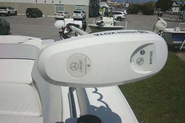 Slide: The Image of Minn Kota Riptide motor on 2019 Sea Fox 248 Commander boat, parked in a marina. - 22