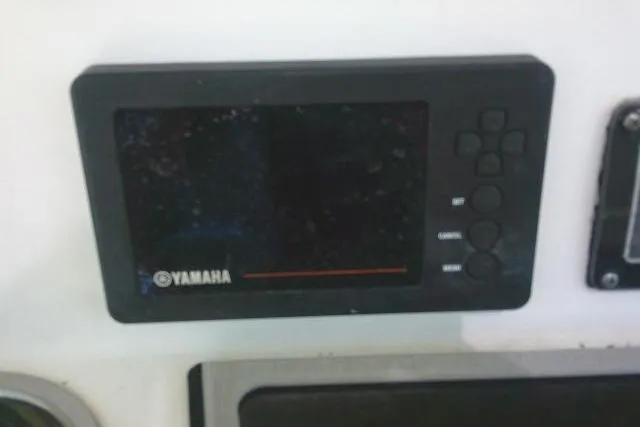 Slide: The Image of Yamaha display panel on 2019 Sea Fox 248 Commander boat dashboard. - 43