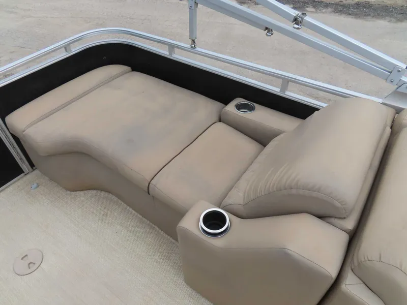 Slide: The Image of Beige lounge seating on a 2016 Cypress Cay SeaBreeze 210 pontoon. - 23