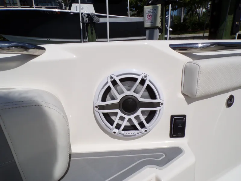 Slide: The Image of Pursuit S 328 Sport 2021 - 56