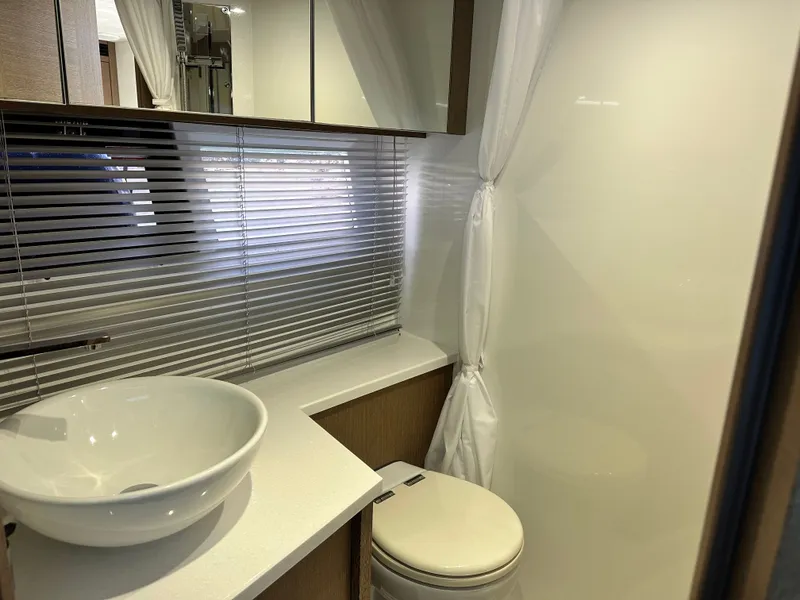 Slide: The Image of Luxurious bathroom in Galeon 485 HTS yacht, year 2019. - 39