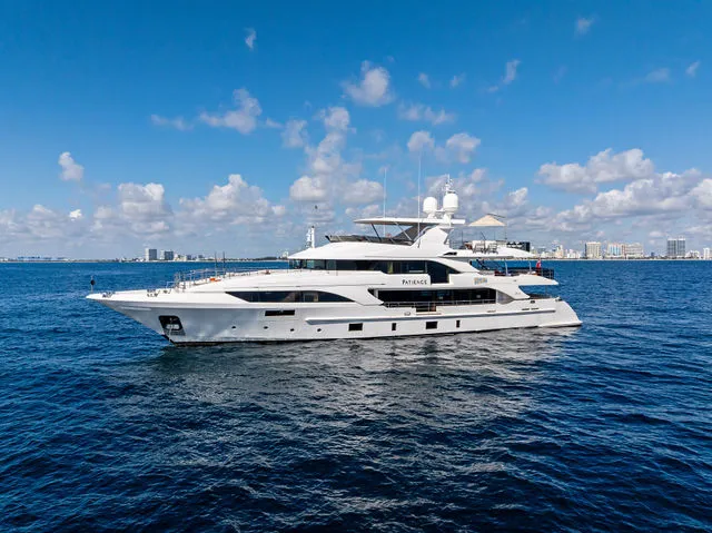 Slide: The Image of Benetti Oasis 34 2023 - 36