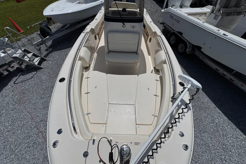 Slide: The Image of 2022 Grady-White Fisherman 257 boat, spacious deck, sleek design, ideal for fishing adventures. - 18