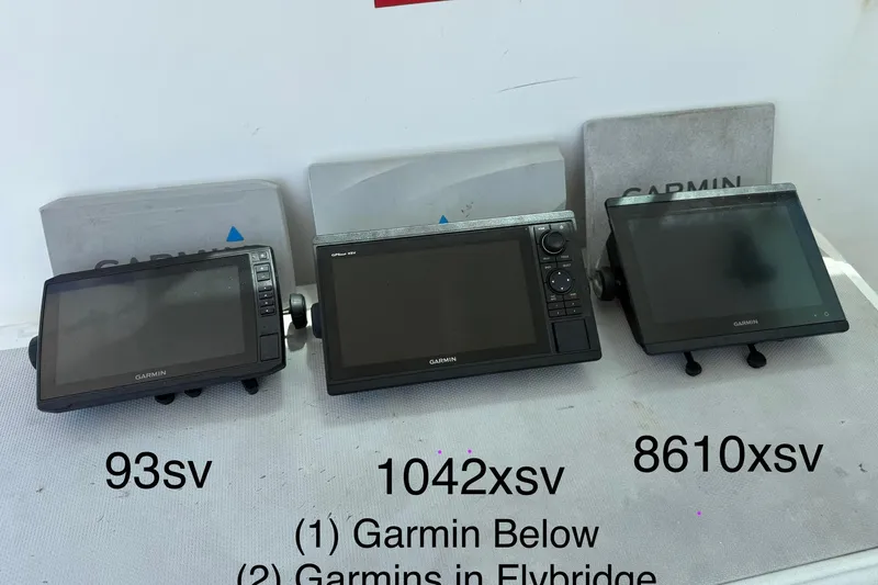 Slide: The Image of Garmin marine electronics display, featuring models 93sv, 1042xsv, and 8610xsv, for BAJA CRUISER King Cat 340. - 47