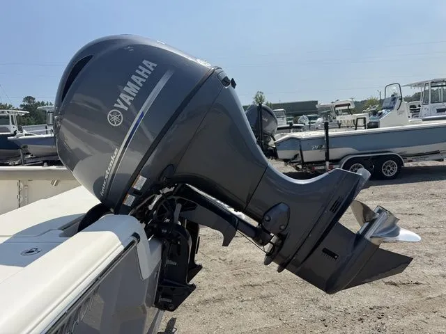 Slide: The Image of Yamaha outboard motor on Key West 188 Bay Reef 2023 boat. - 13