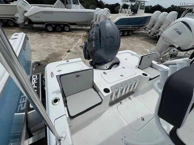 Slide: The Image of 2026 Sea Pro 210DLX boat with Yamaha outboard motor. - 5