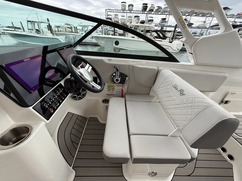 Slide: The Image of Sea Ray SDX 230 Outboard 2026 - 12