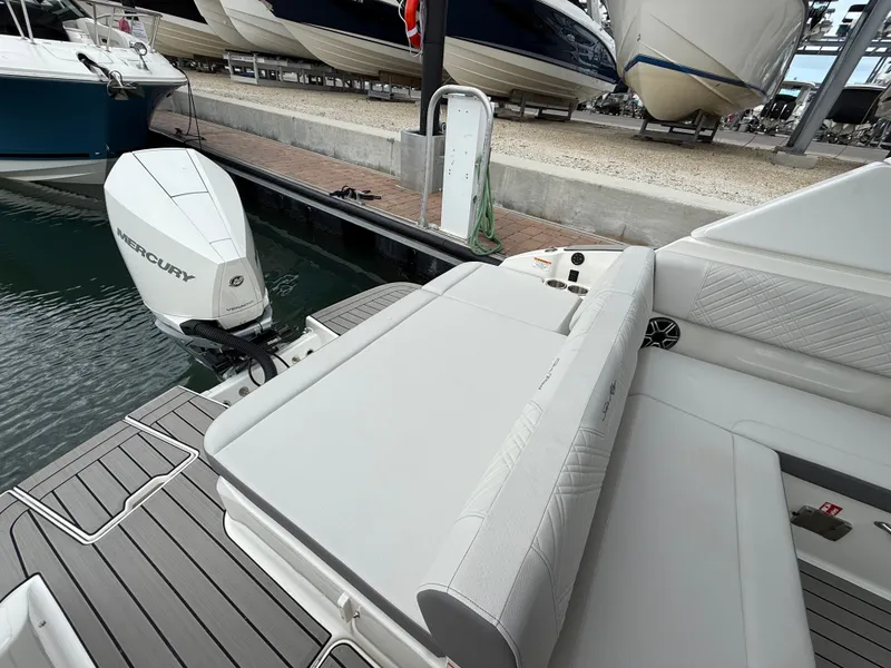Slide: The Image of Sea Ray SDX 230 Outboard 2026 - 27