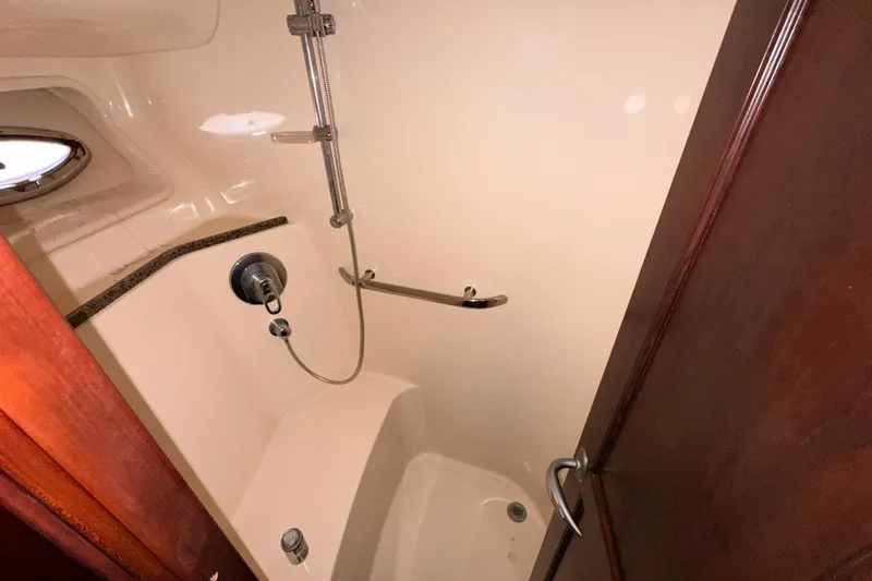 Slide: The Image of Luxurious shower area in 2006 Sea Ray 58 Sedan Bridge yacht. - 37