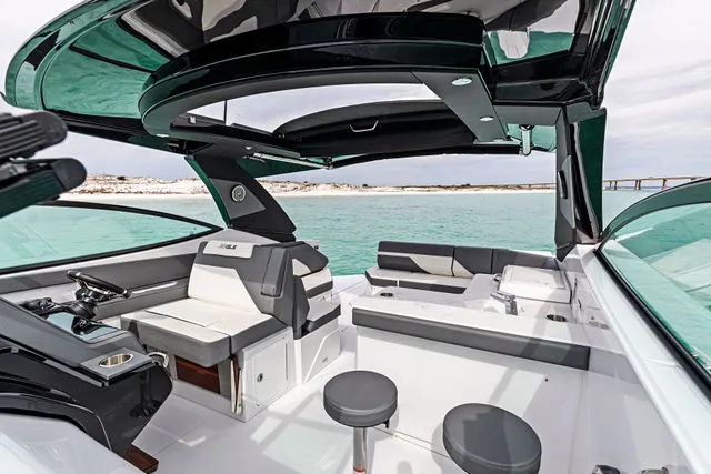 Slide: The Image of Cruisers 38 GLS OB 2024 - 59