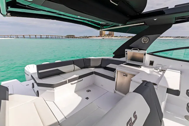 Slide: The Image of Cruisers 38 GLS OB 2024 - 66
