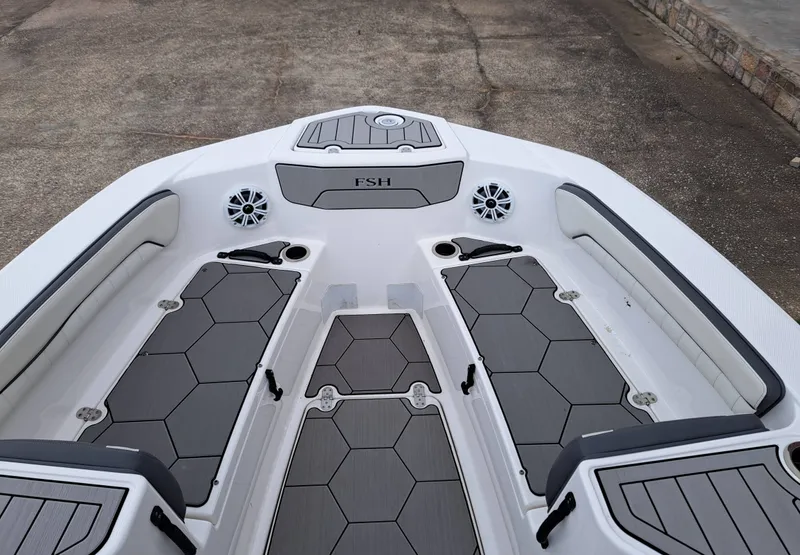 Slide: The Image of Yamaha 210 FSH Sport 2020 - 10