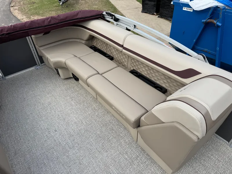 Slide: The Image of Interior of 2026 Bennington 22SSR-SPS (PB) with luxurious seating. - 20