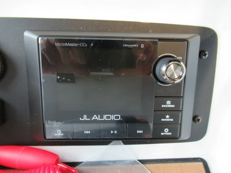 Slide: The Image of JL Audio MediaMaster 100s control in Nautique 200 boat, year 2019. - 18