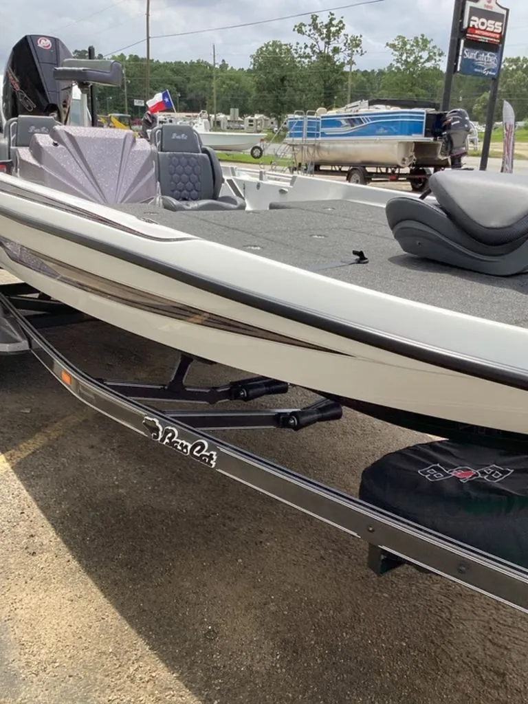 Slide: The Image of 2026 Bass Cat Cougar FTD boat on trailer, side view. - 24