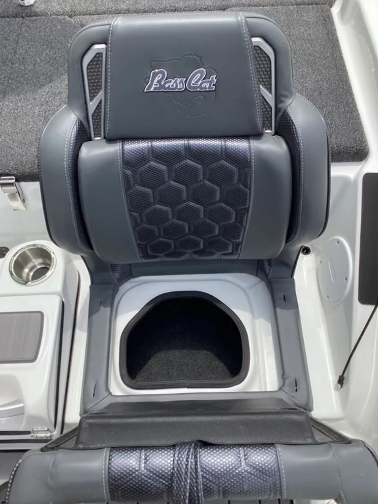 Slide: The Image of Bass Cat Cougar FTD 2026 seat with hexagonal pattern design. - 41