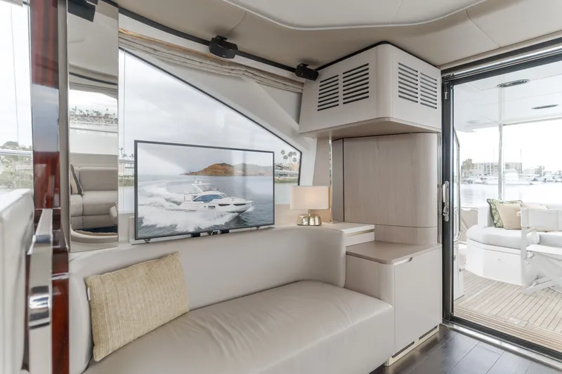 Slide: The Image of Interior of a 2020 Azimut Fly 60 yacht with modern design. - 31