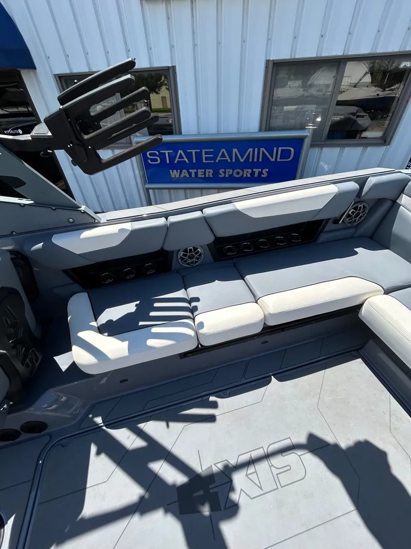Slide: The Image of 2023 Axis A24 boat at Stateamind Water Sports. - 17