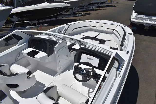 Slide: The Image of Stingray 20 SBX 2026 - 16