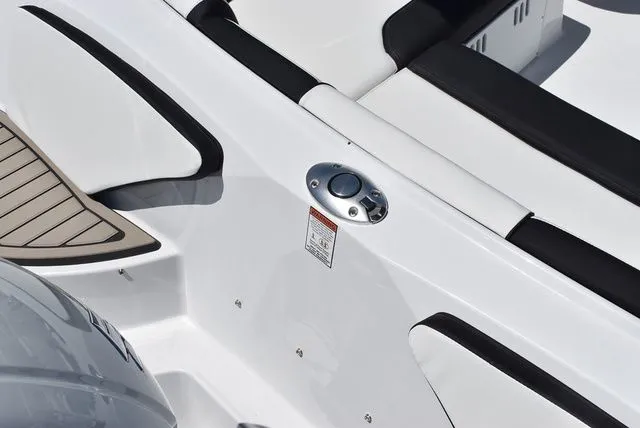 Slide: The Image of Stingray 20 SBX 2026 - 24